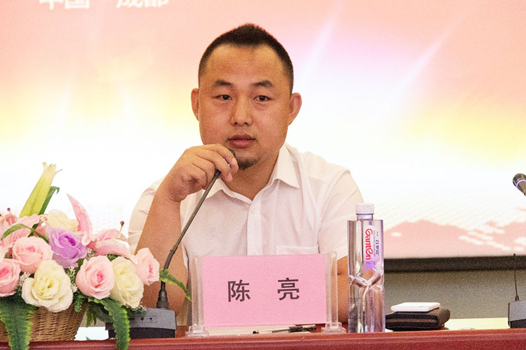 拼搏青春，成就夢想
