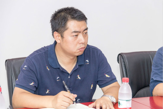 熱烈歡迎國(guó)開區(qū)四川省網(wǎng)商總部經(jīng)濟(jì)產(chǎn)業(yè)園領(lǐng)導(dǎo)蒞臨四川新華