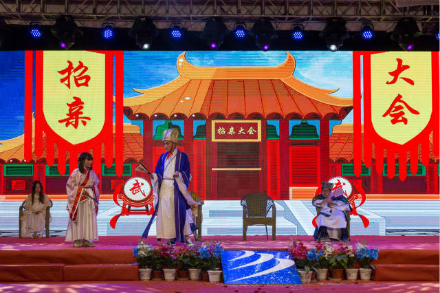 “歌舞青春·圓夢新華”國慶晚會(huì)美圖來襲