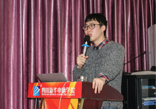 “AI時代 碼動未來”1024 《我是程序員》跟著大咖的腳步一起嗨爆未來！