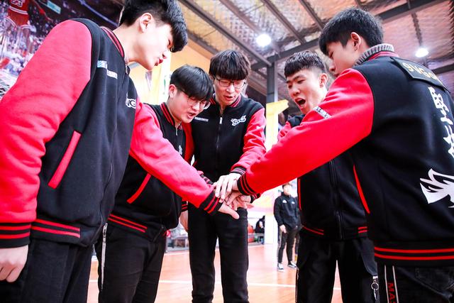 理實(shí)結(jié)合，新華學(xué)子展現(xiàn)專(zhuān)業(yè)電競(jìng)風(fēng)采！