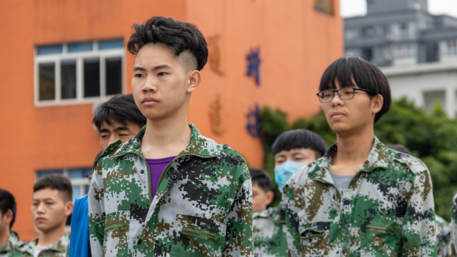 新生的第一課，軍訓(xùn)生活打響了新生活的第一槍！