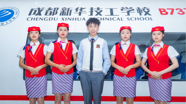 航空服務(wù)與高級行政專業(yè)未來發(fā)展前景怎么樣？