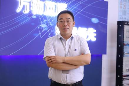 愛與責任、匠心育人 ▎新華十大匠師，有你認識的嗎？