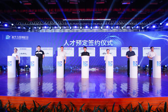 就業(yè)如此困難，他們?yōu)槭裁床粨?dān)心？