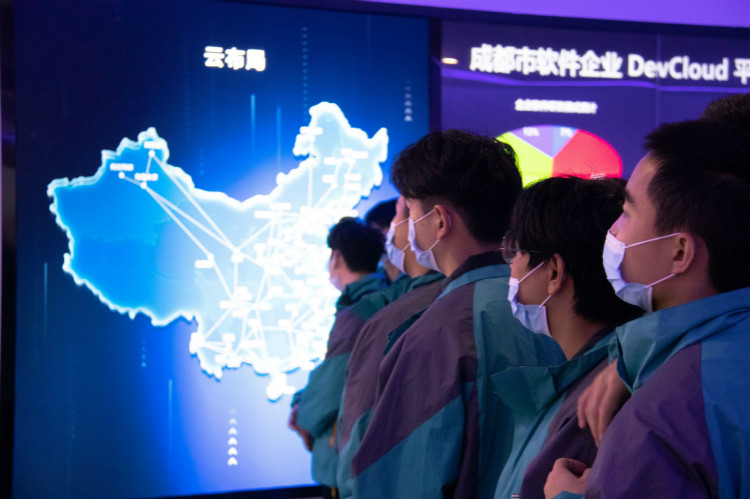  華為研學(xué)游，職場(chǎng)干貨學(xué)不停!