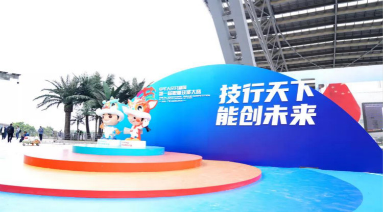 兩會速遞 | 暖心，讓每個孩子都有人生出彩的機會！