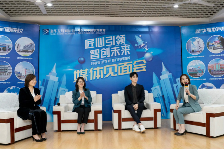 馬可來(lái)新華重拾校園生活，青春“競(jìng)”是精彩！