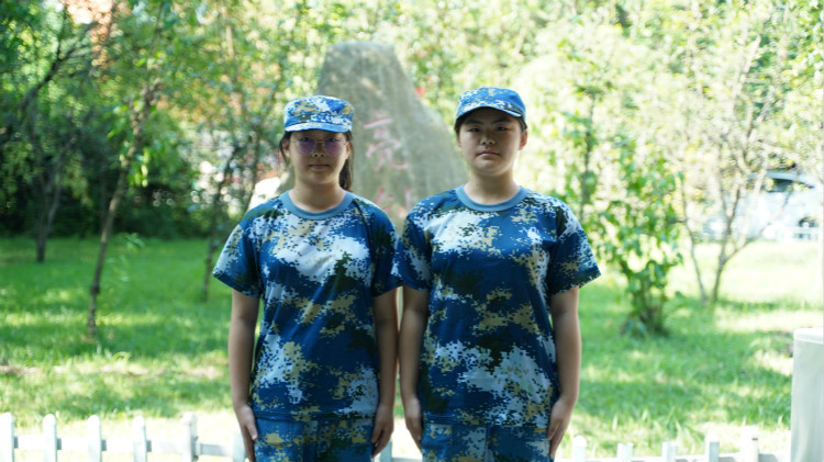 追夢(mèng)新華人|因?yàn)閴?mèng)想·光芒萬(wàn)丈！