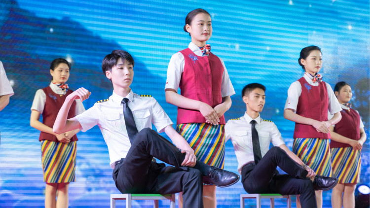 屢創(chuàng)新高！2021年新華學(xué)子薪資盤(pán)點(diǎn)
