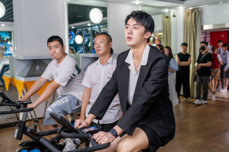 【新興專業(yè)解讀】—人工智能空前火爆，新華教學(xué)和就業(yè)如何？