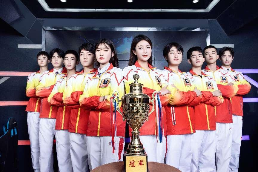 王者爭霸 限定名額！LGD俱樂部明星成員來新華啦！