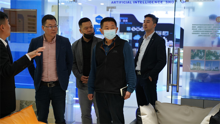 熱烈歡迎智能制造企業(yè)走進(jìn)成都新華交流學(xué)習(xí)指導(dǎo)！