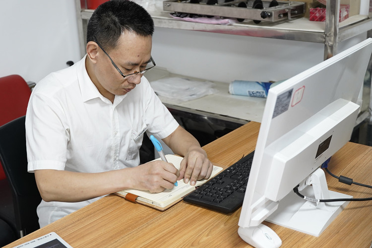 開學(xué)季，新華有話對你說......