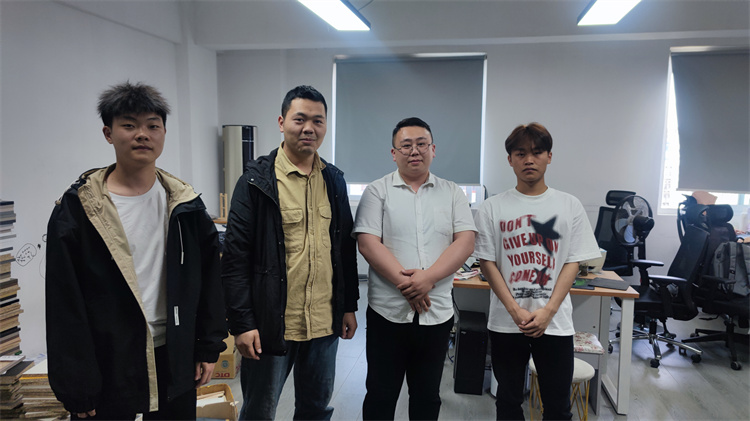 心系學子每一步，就業(yè)回訪送真情