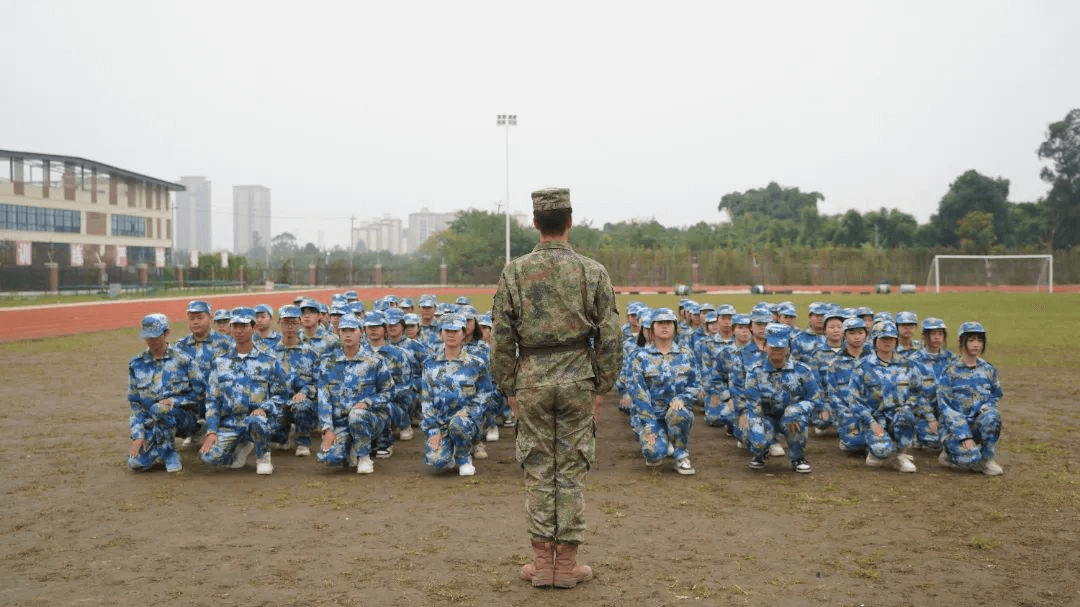 2024級(jí)秋季軍事素質(zhì)拓展匯報(bào)表演圓滿舉行