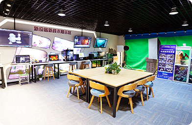 四川新華電腦學院VR動漫游戲展廳