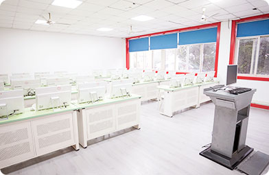 四川新華電腦學院電商實訓基地