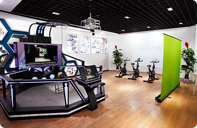 四川新華電腦學院VR虛擬現(xiàn)實體驗廳
