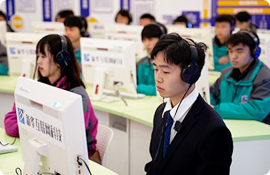 四川新華電腦學院5G網(wǎng)絡實訓基地