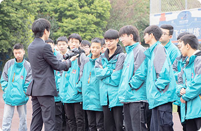 四川新華電腦學院無人機實訓基地