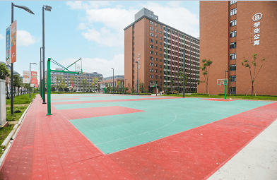 四川新華電腦學院校園環(huán)境